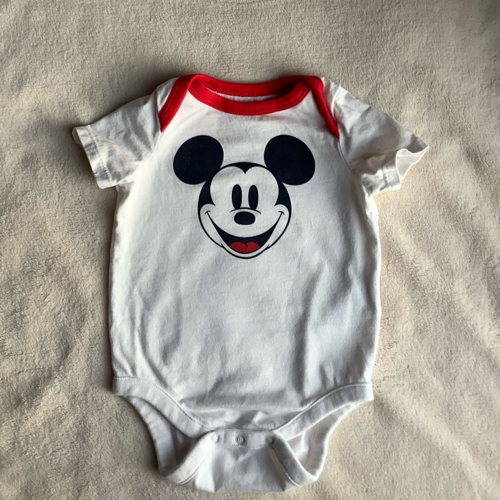 Baby Gap Mickey Mouse Bodysuit 3 Months to 6 months 3-6M 3m to 6M